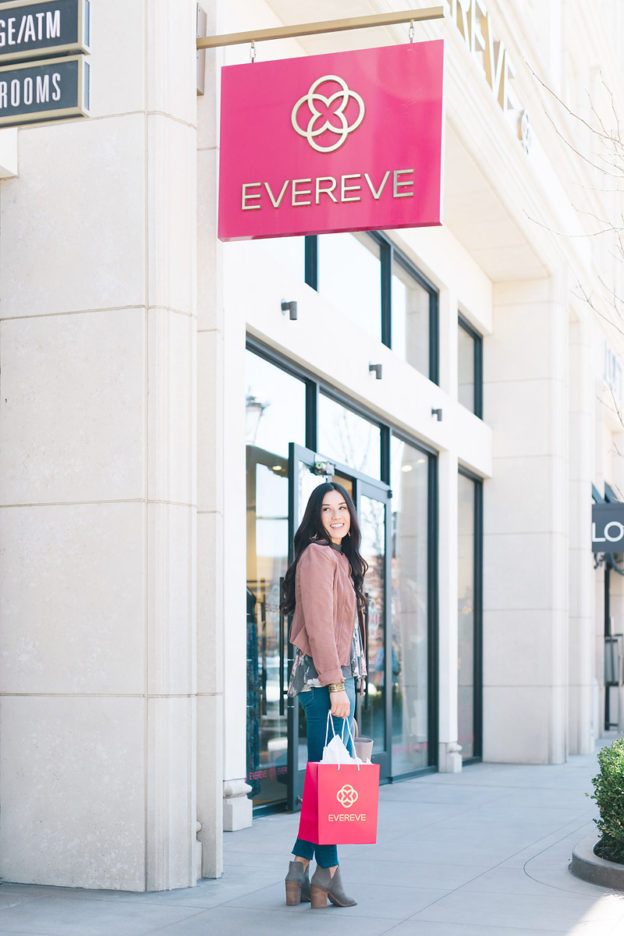 Evereve Women's Clothing