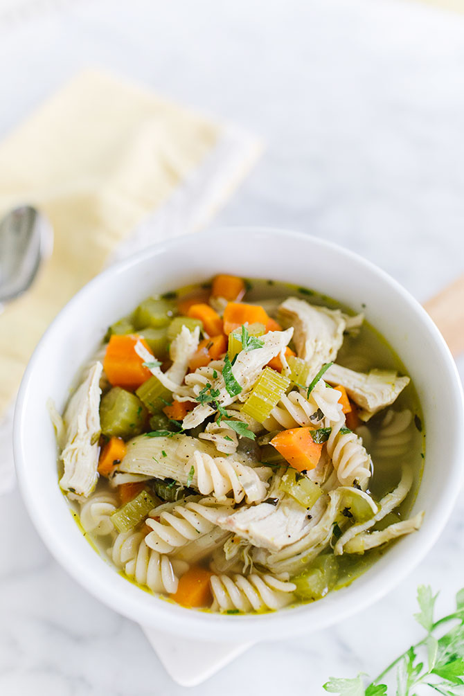 Fresh Tasty Easy Homemade Chicken Noodle Soup